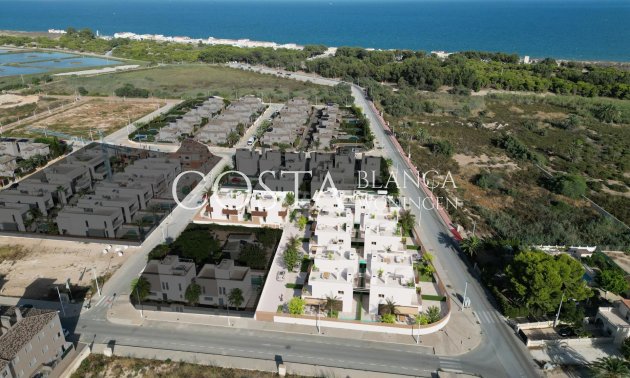 Nieuwbouw Woningen - Villa -
La Marina - El Pinet
