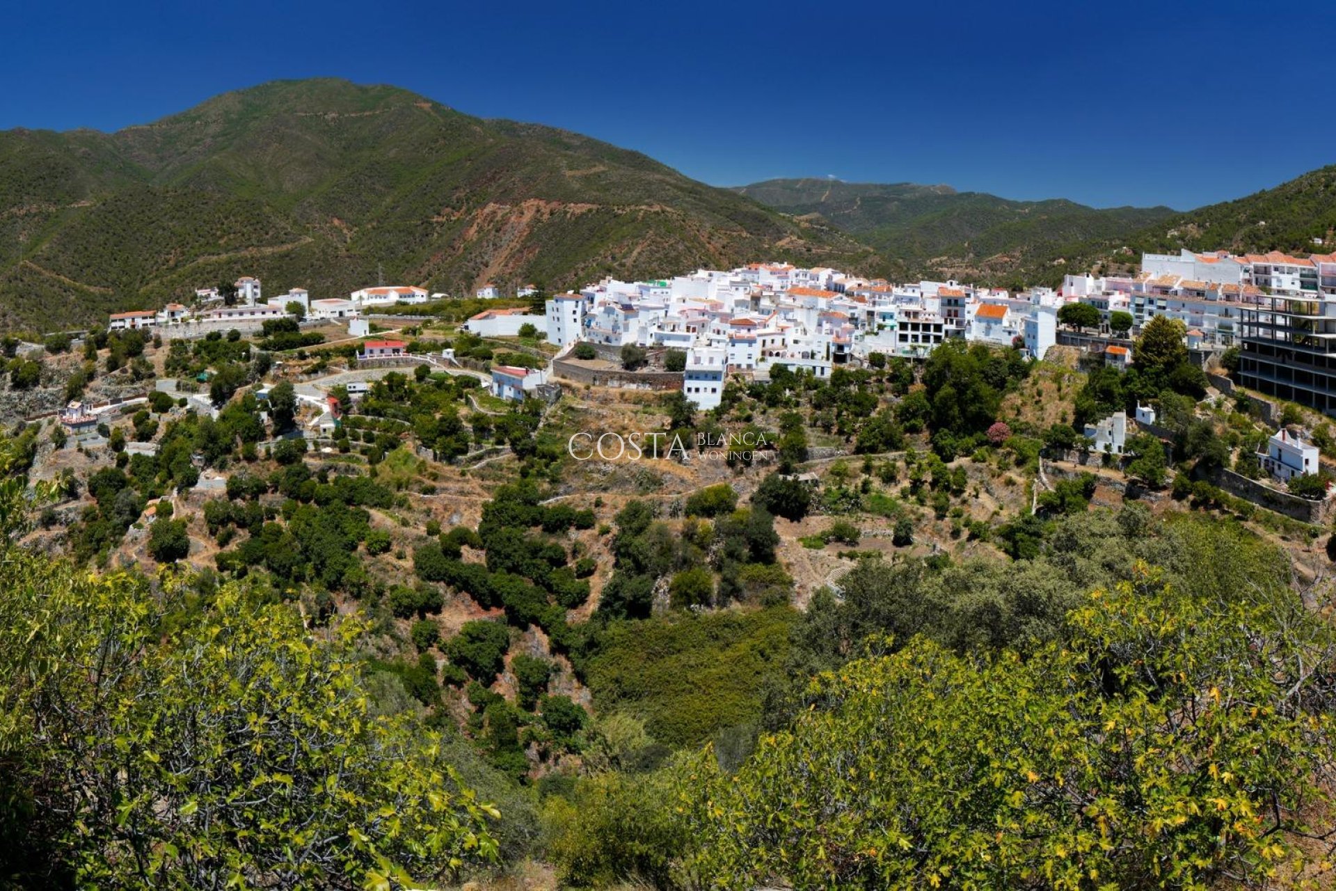 Herverkoop - Appartement -
Istán - Cerros De Los Lagos