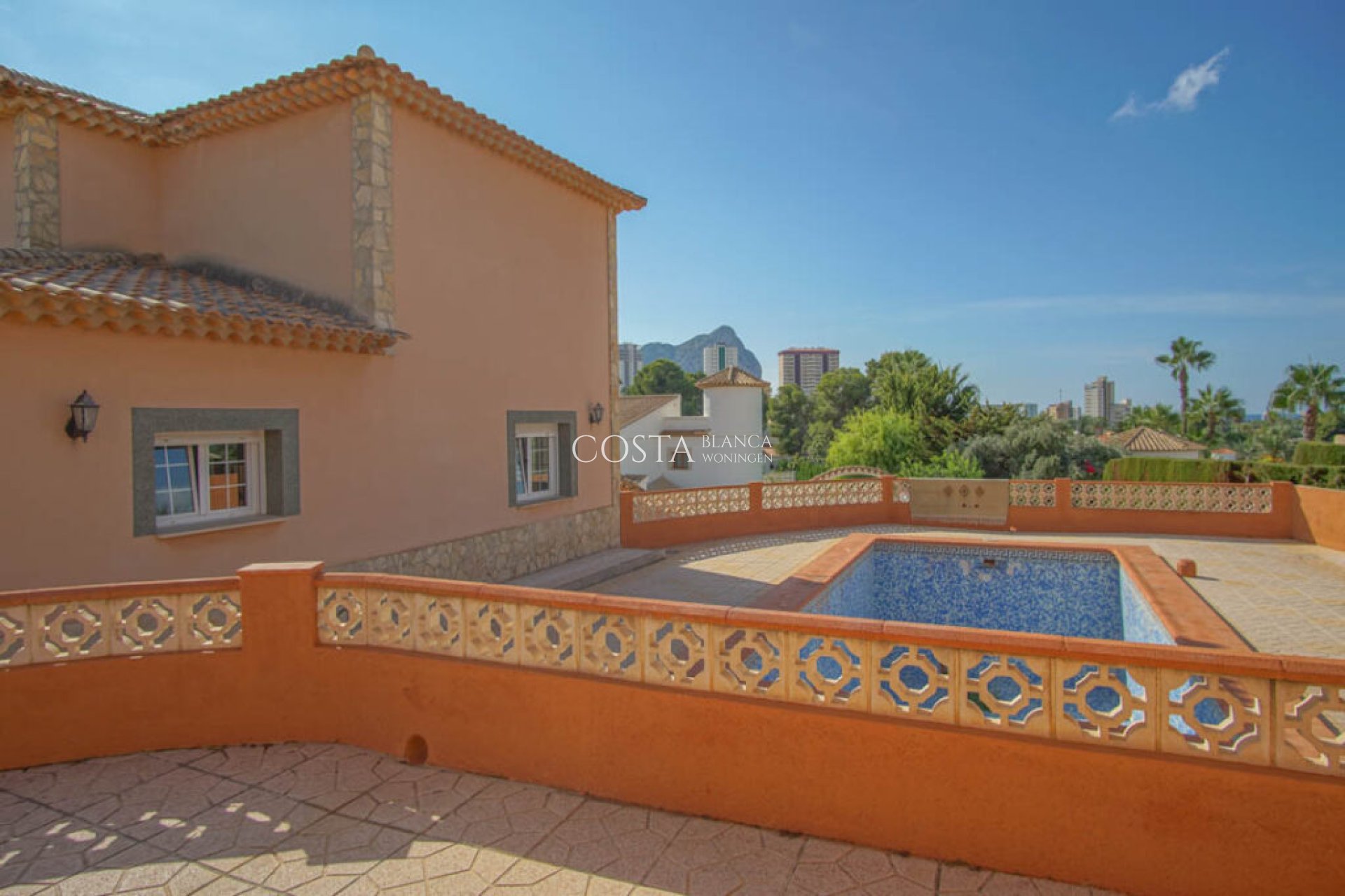 Herverkoop - Villa -
Calpe - Partida La Calalga