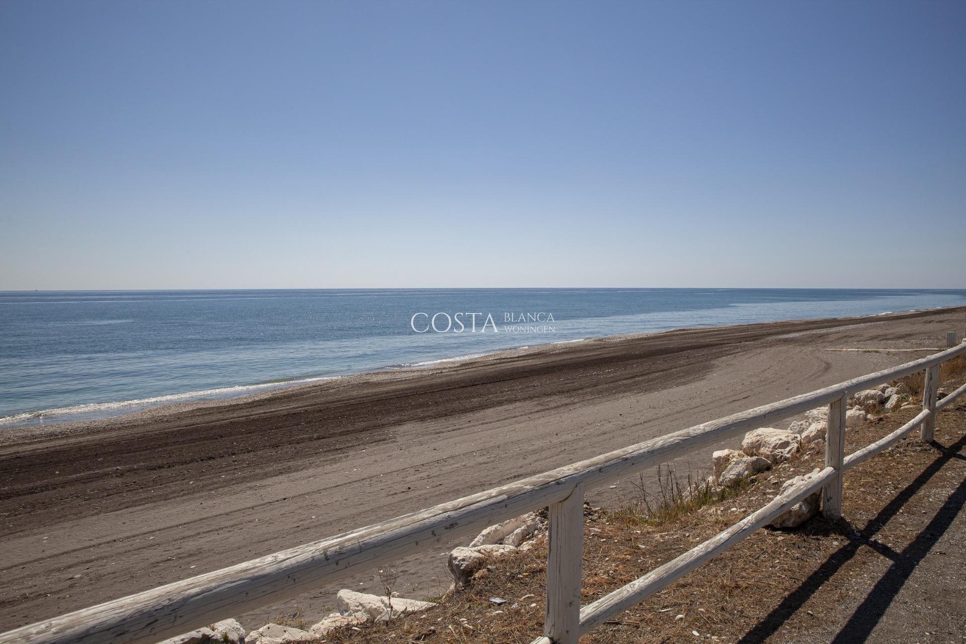 New Build - Apartment -
Torrox Costa - El Peñoncillo