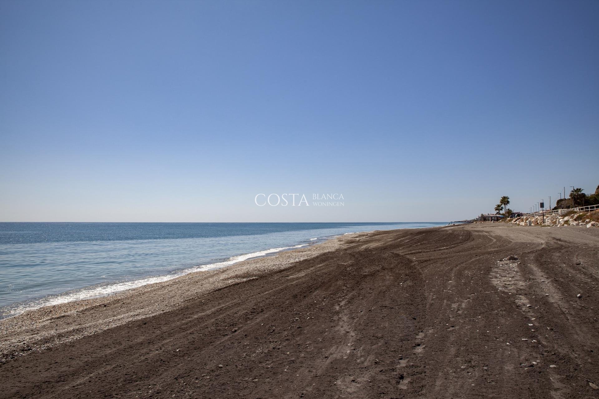 New Build - Apartment -
Torrox Costa - El Peñoncillo