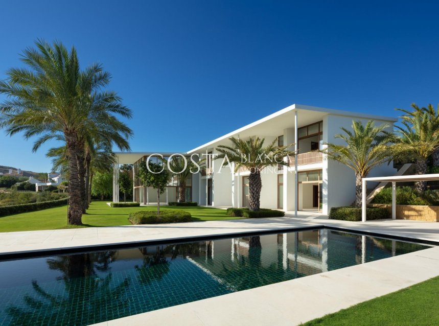 New Build - Villa -
Casares - Pedregales