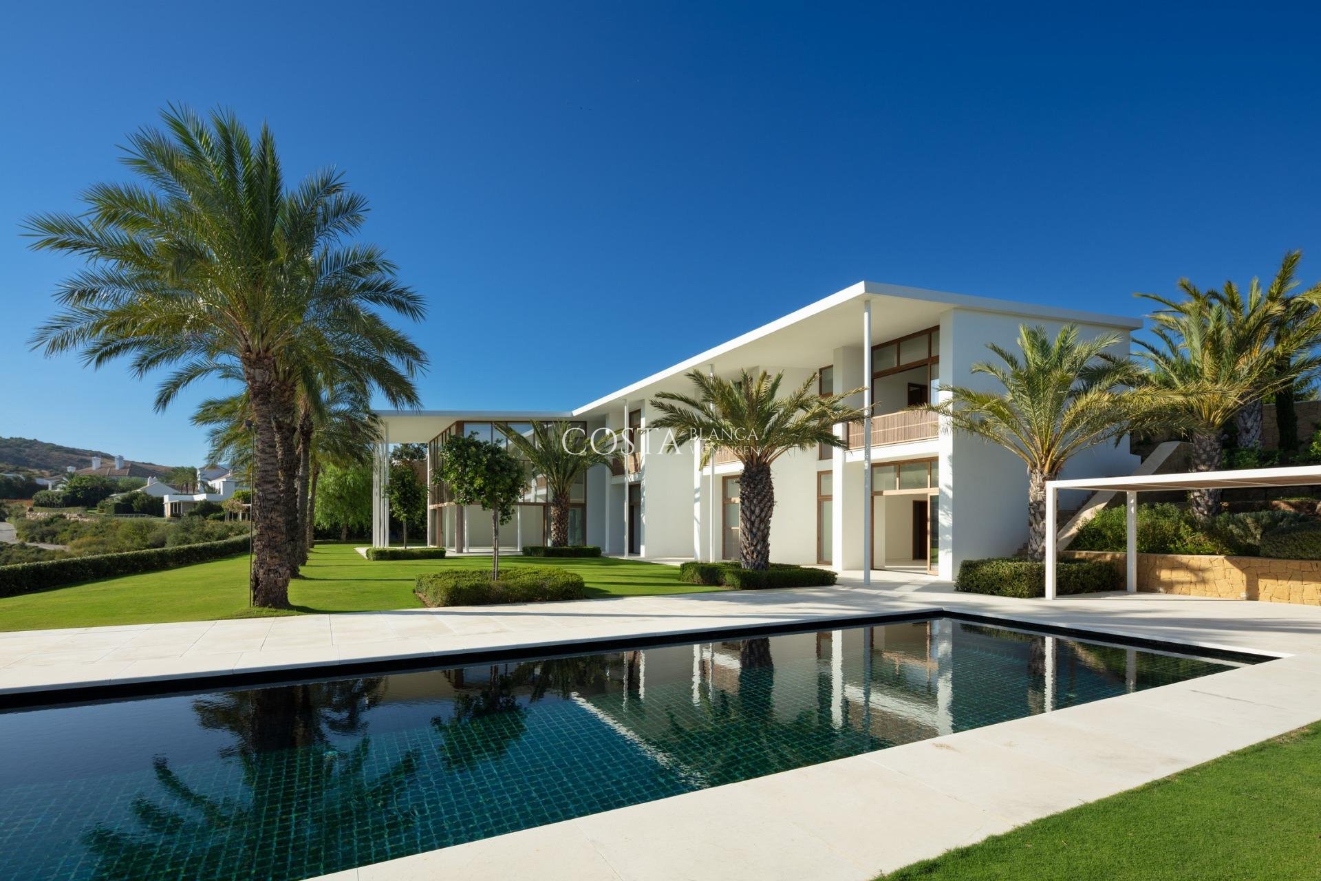 New Build - Villa -
Casares - Pedregales