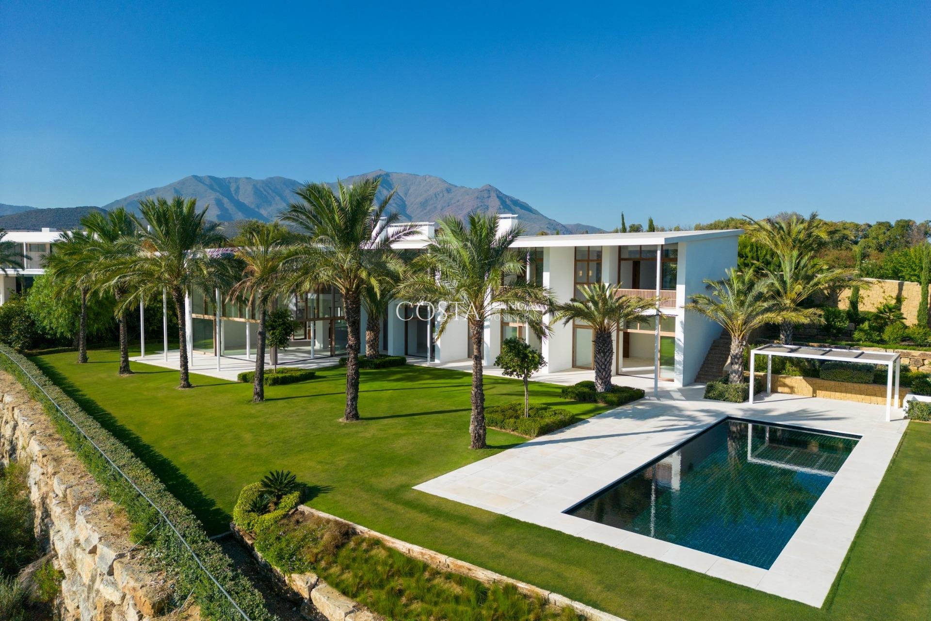 New Build - Villa -
Casares - Pedregales