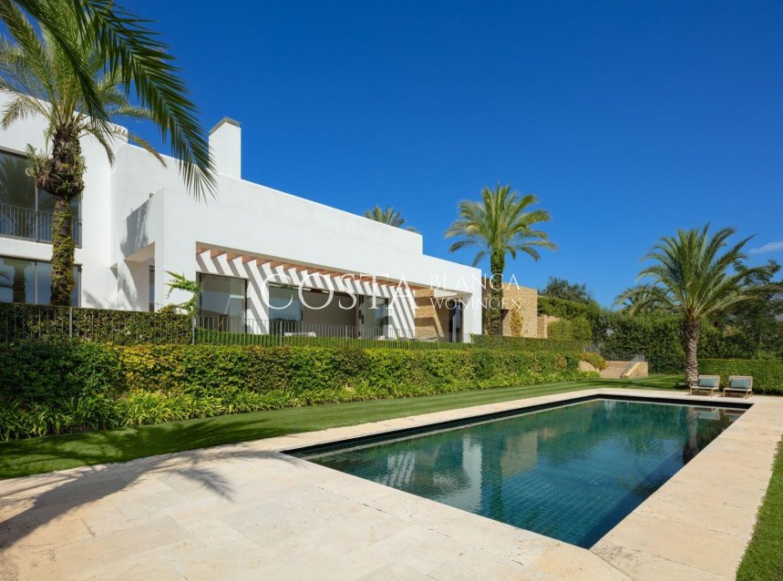 New Build - Villa -
Casares - Pedregales