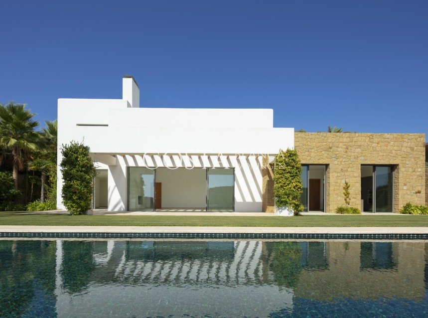 New Build - Villa -
Casares - Pedregales