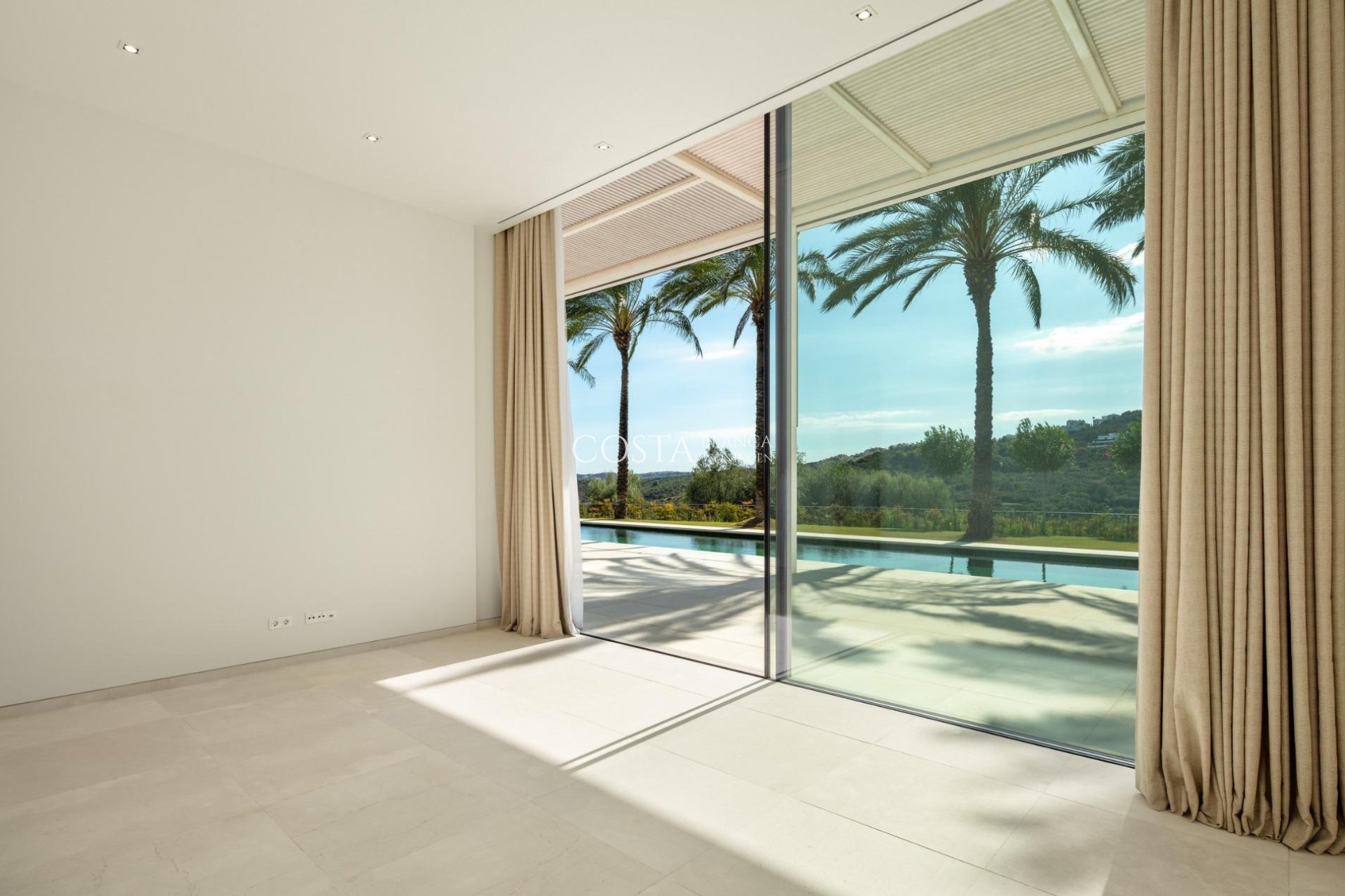 Nieuwbouw Woningen - Villa -
Casares - Pedregales