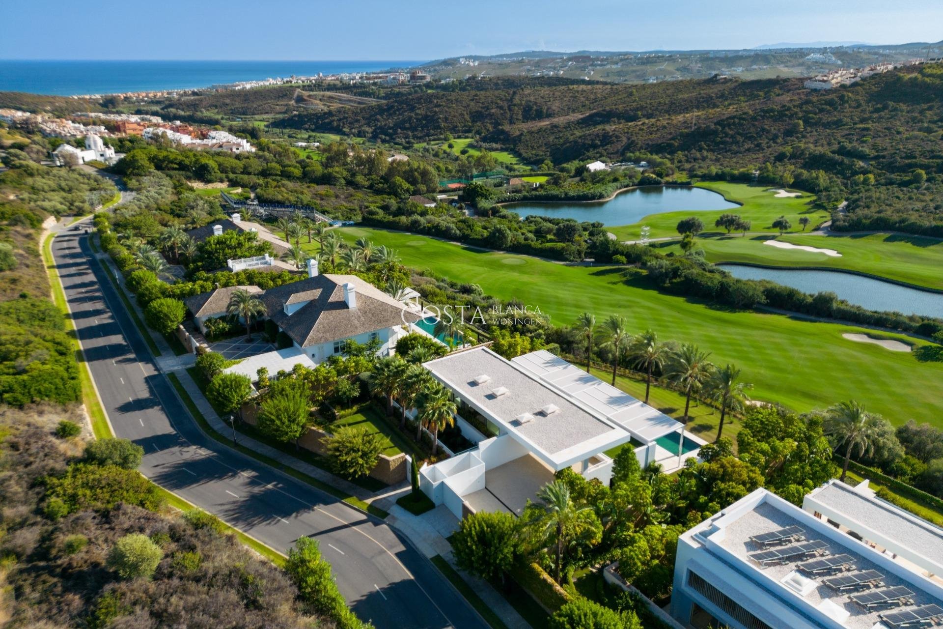 Nieuwbouw Woningen - Villa -
Casares - Pedregales