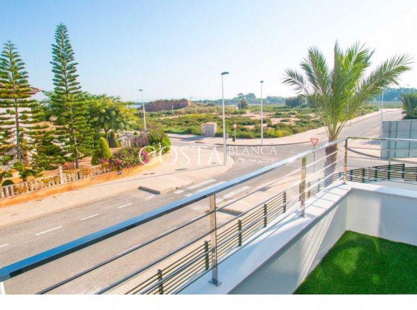 Nieuwbouw Woningen - Villa -
La Marina - La Marina / El Pinet