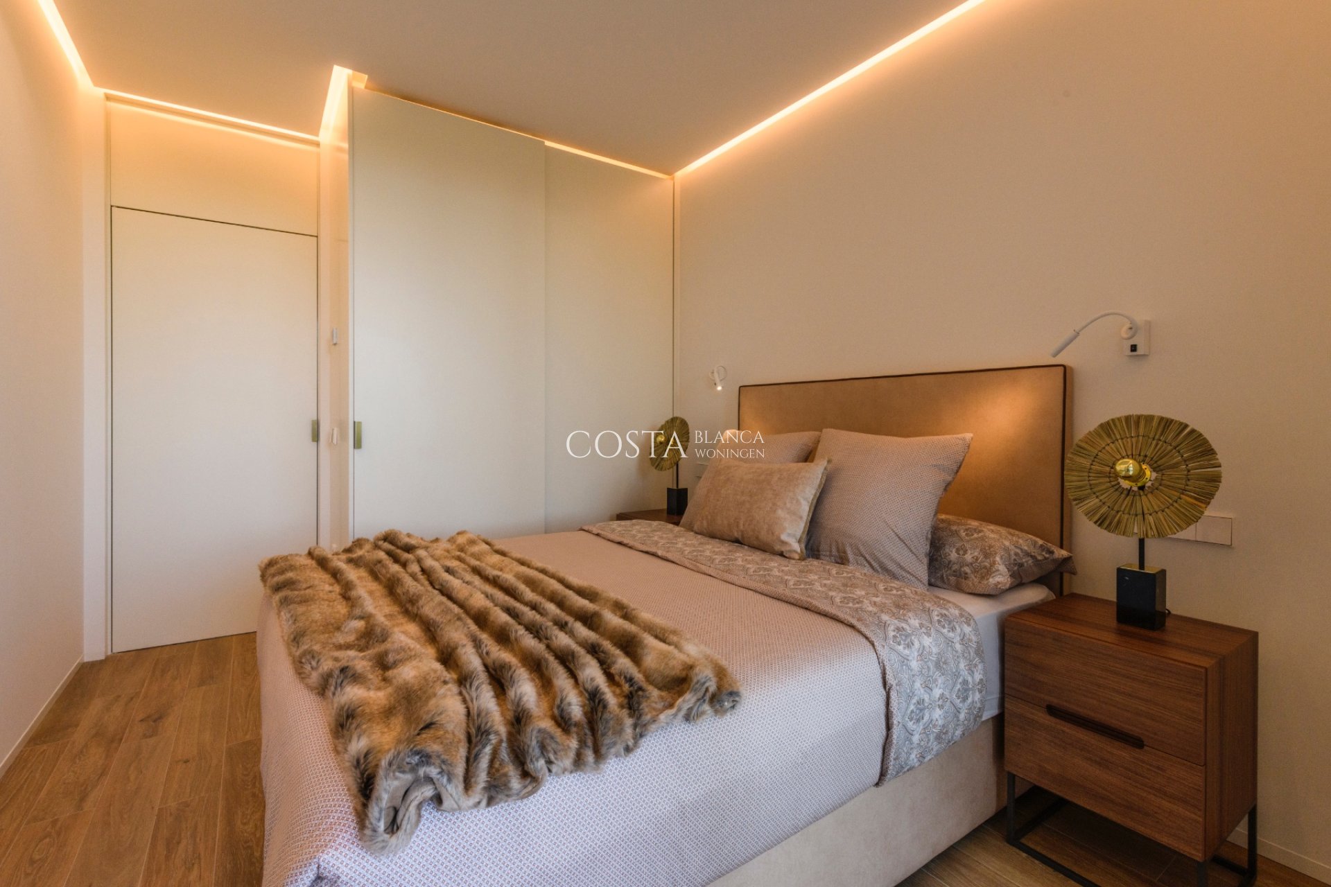 Nouvelle construction - Appartement -
Las Colinas Golf and Country Club