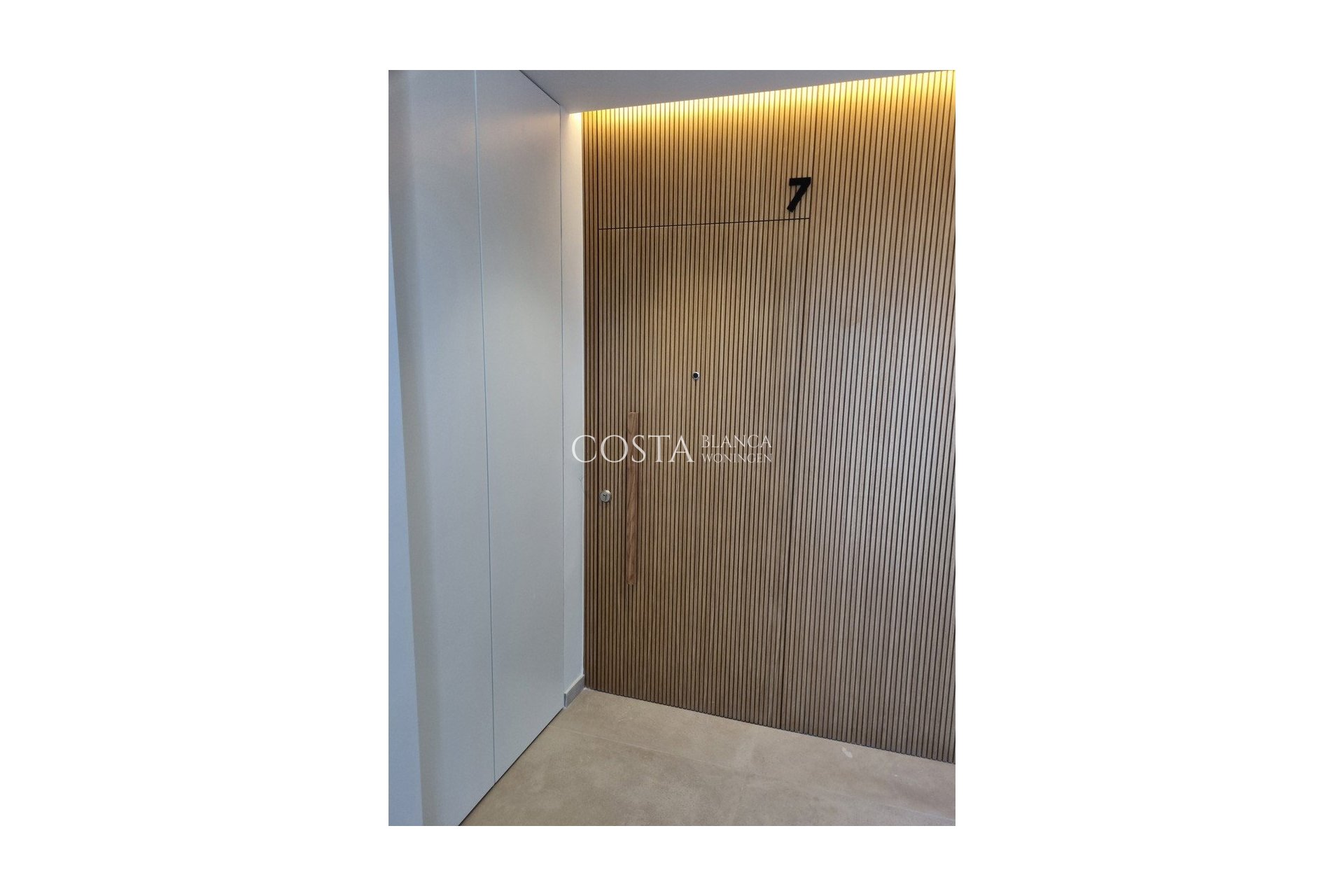 Nouvelle construction - Appartement -
Las Colinas Golf and Country Club