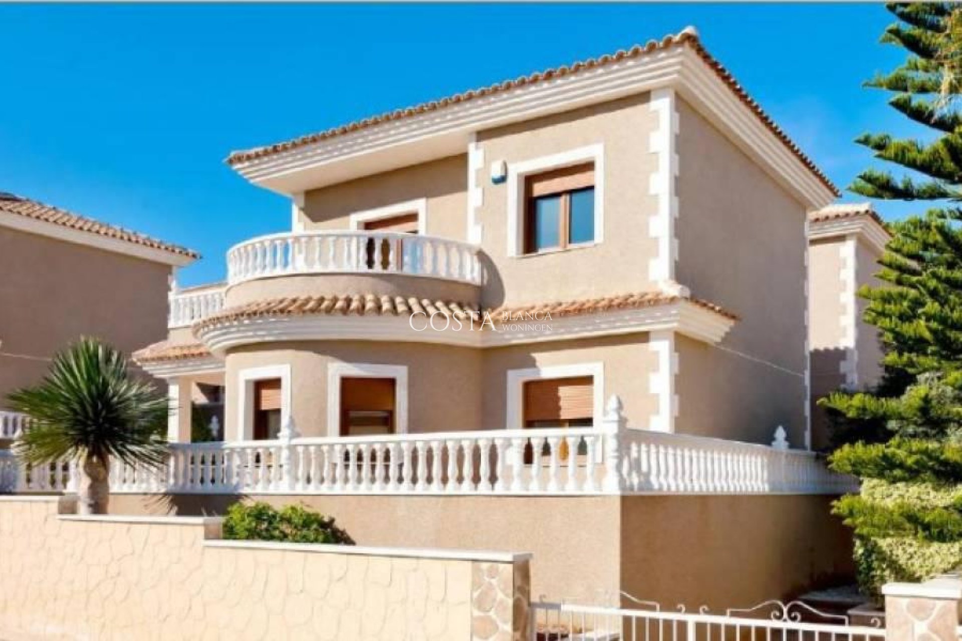 Nouvelle construction - Villa -
Torrevieja - Los Altos