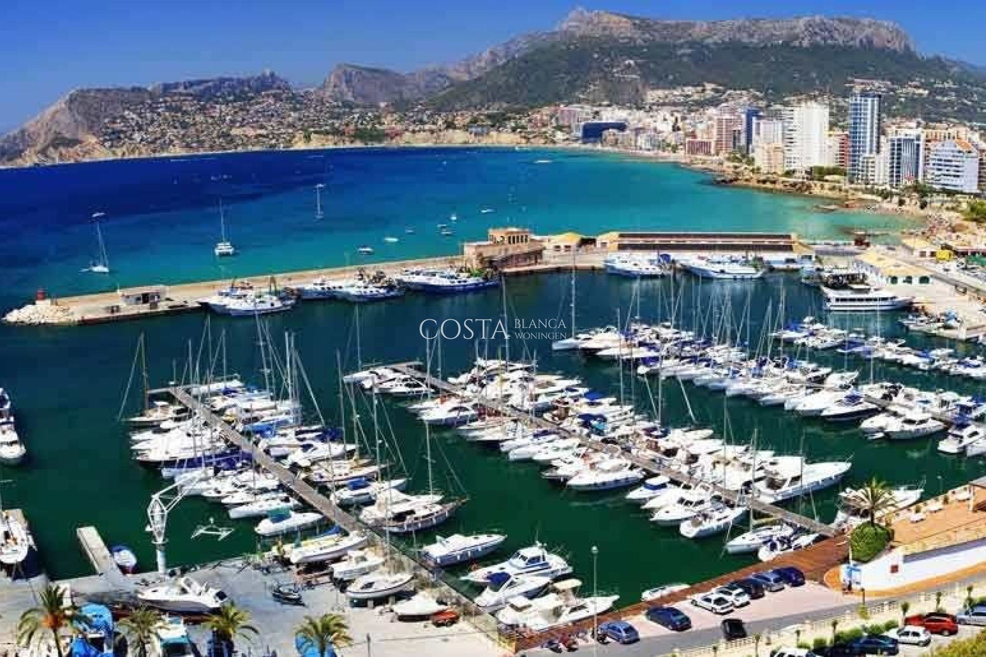 Nowy budynek - Apartament -
Calpe