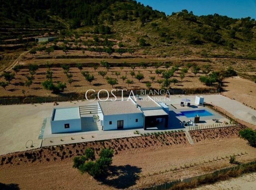 Nowy budynek - Willa -
Abanilla - Cañada de la Leña