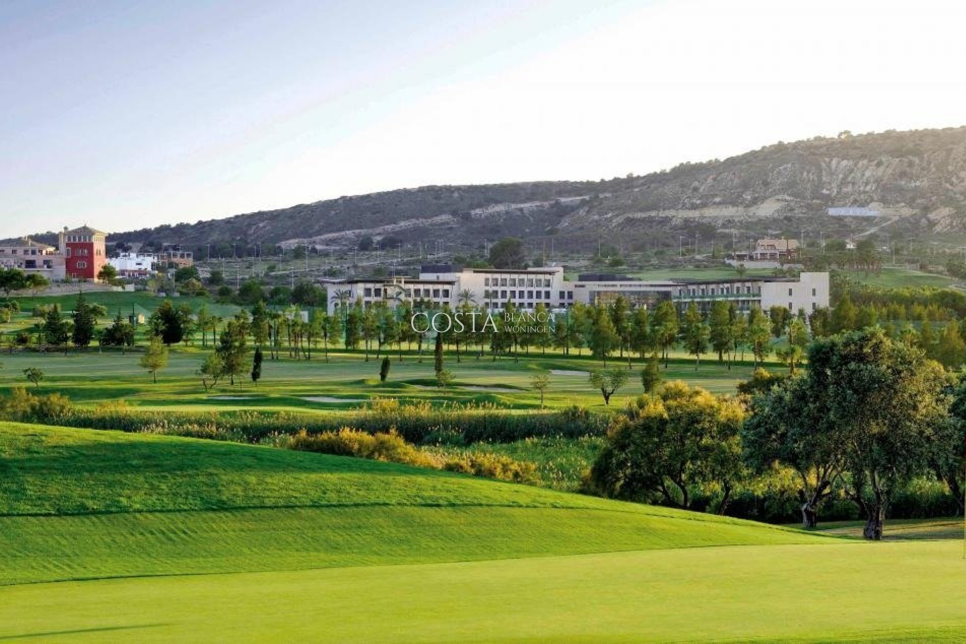 Nowy budynek - Willa -
Algorfa - La Finca Golf