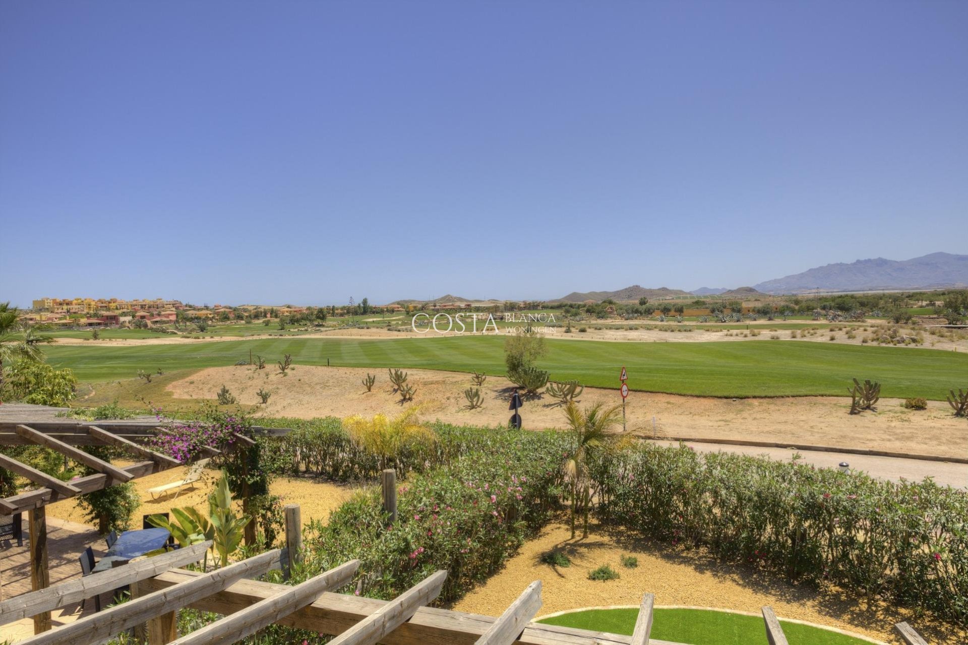 Nowy budynek - Willa -
Cuevas Del Almanzora - Desert Spring Golf