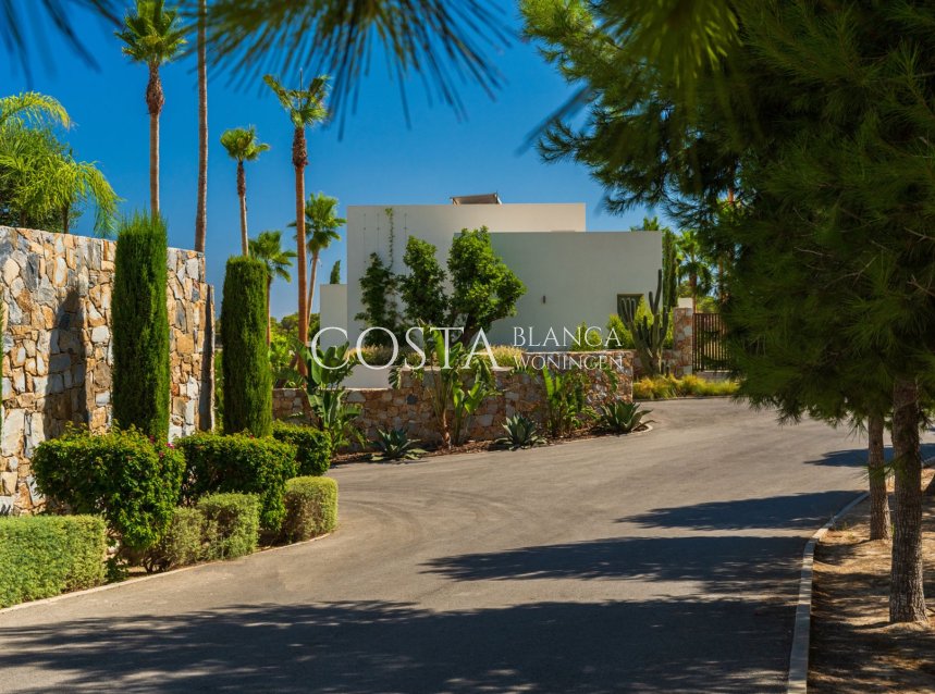 Nowy budynek - Willa -
Orihuela - Las Colinas Golf