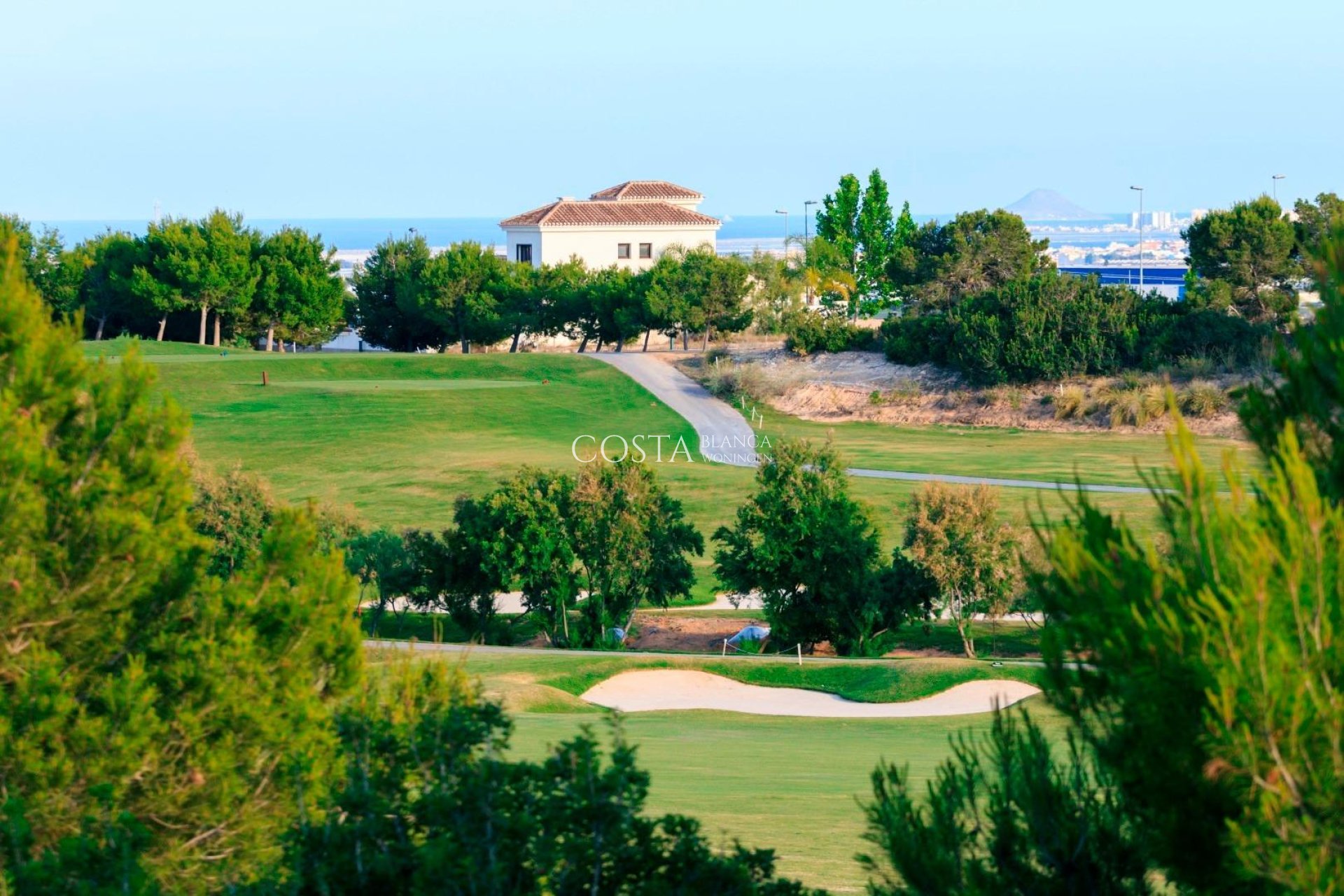 Nowy budynek - Willa -
Pilar de la Horadada - Lo Romero Golf