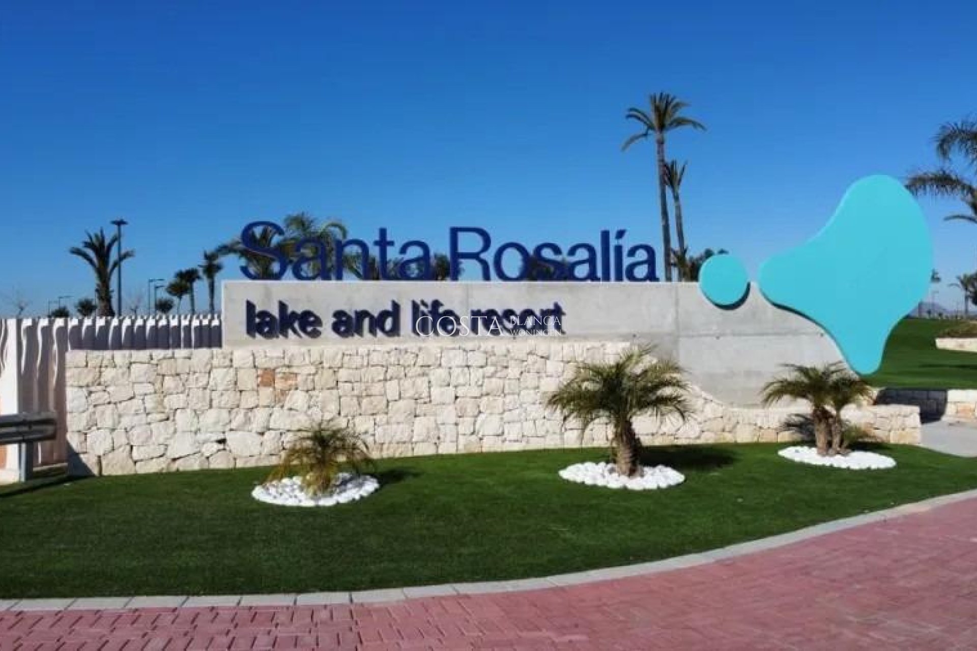 Nowy budynek - Willa -
Torre Pacheco - Santa Rosalia Lake And Life Resort