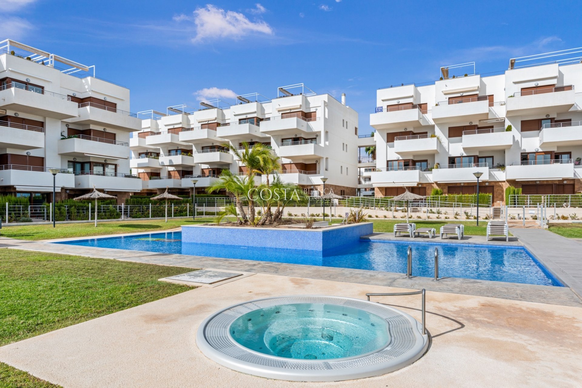 Odsprzedaż - Apartament -
Orihuela Costa - Lomas de Cabo Roig