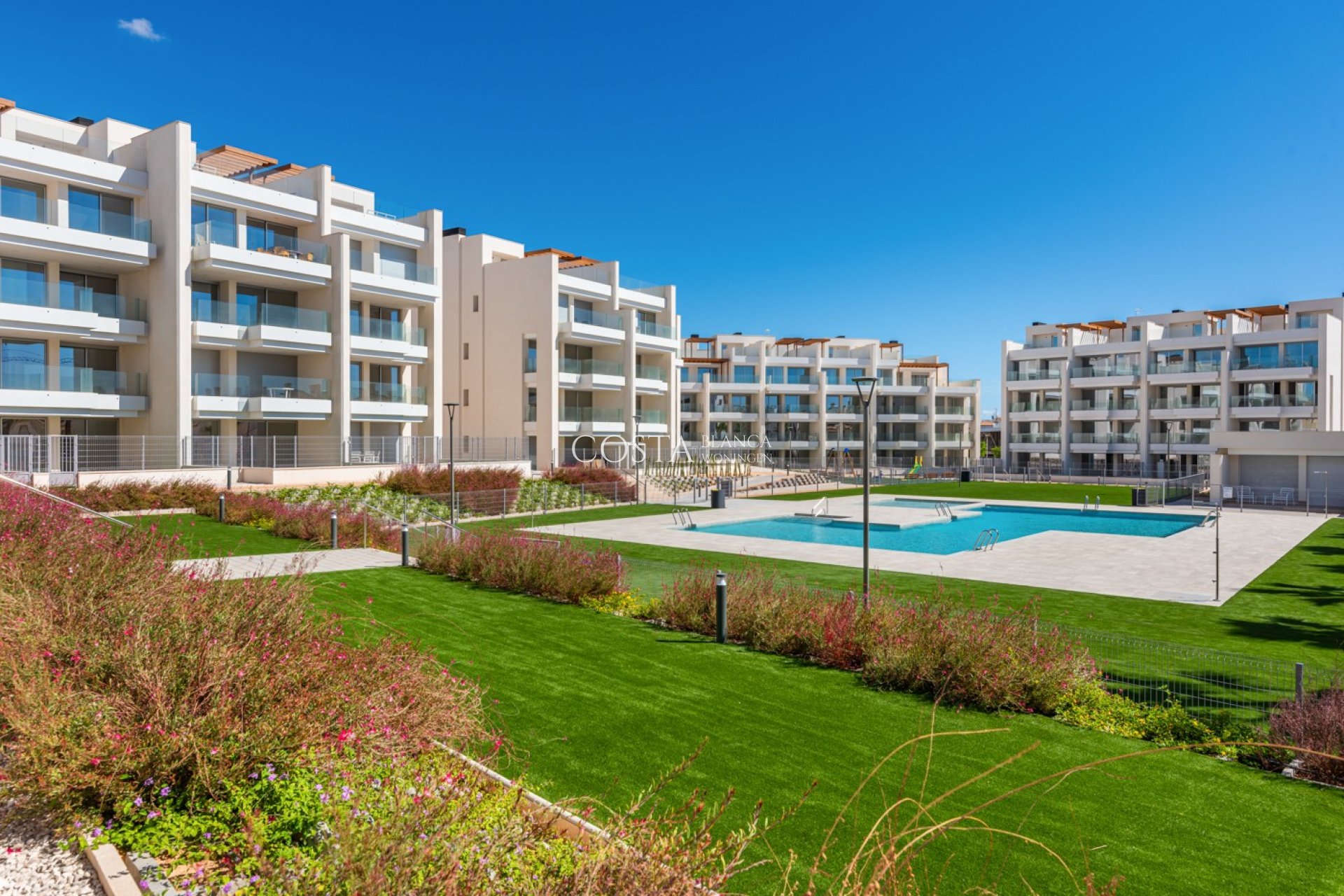 Odsprzedaż - Apartament -
Orihuela Costa - Villamartín