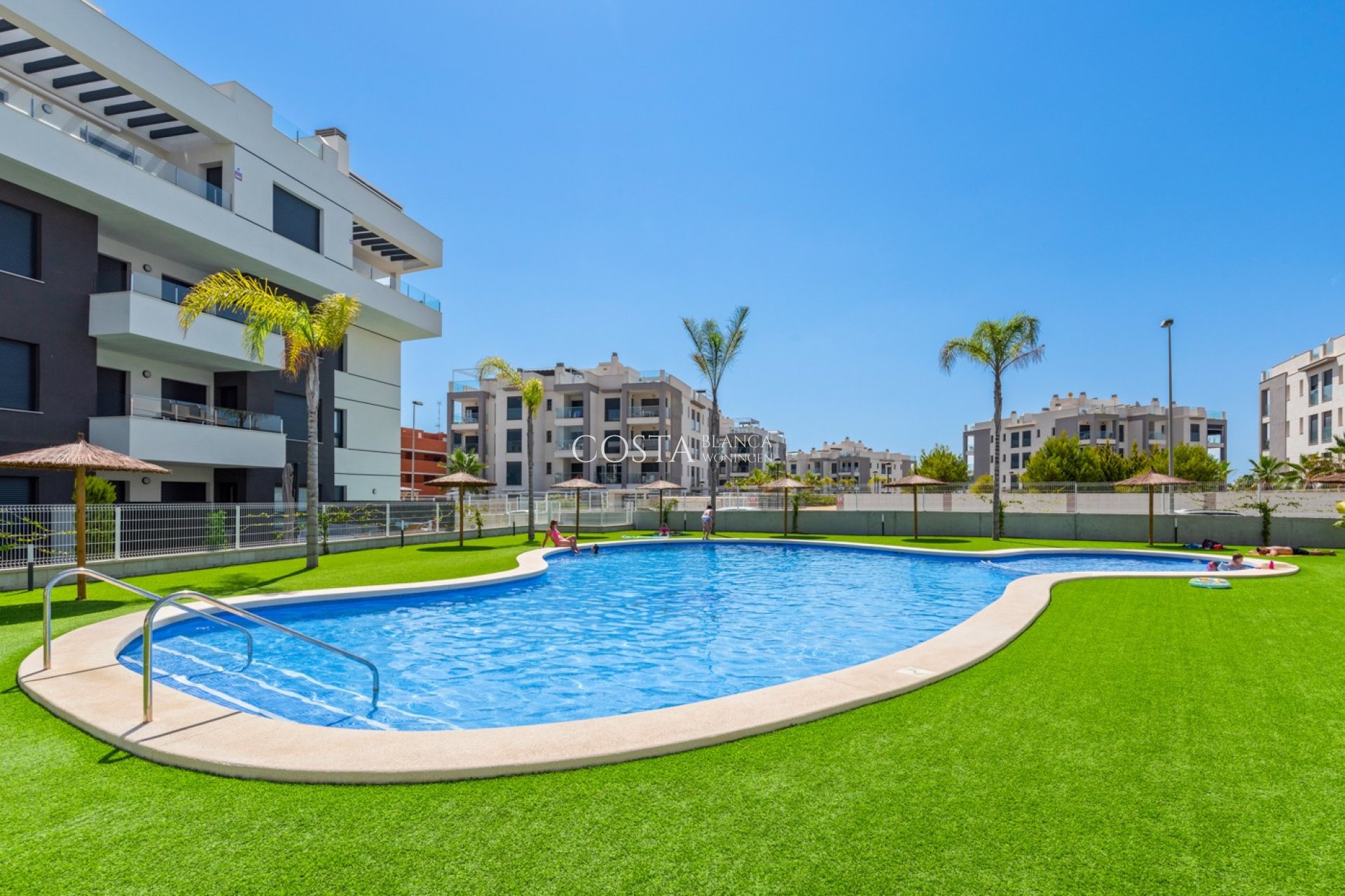 Odsprzedaż - Apartament -
Orihuela Costa - Villamartín