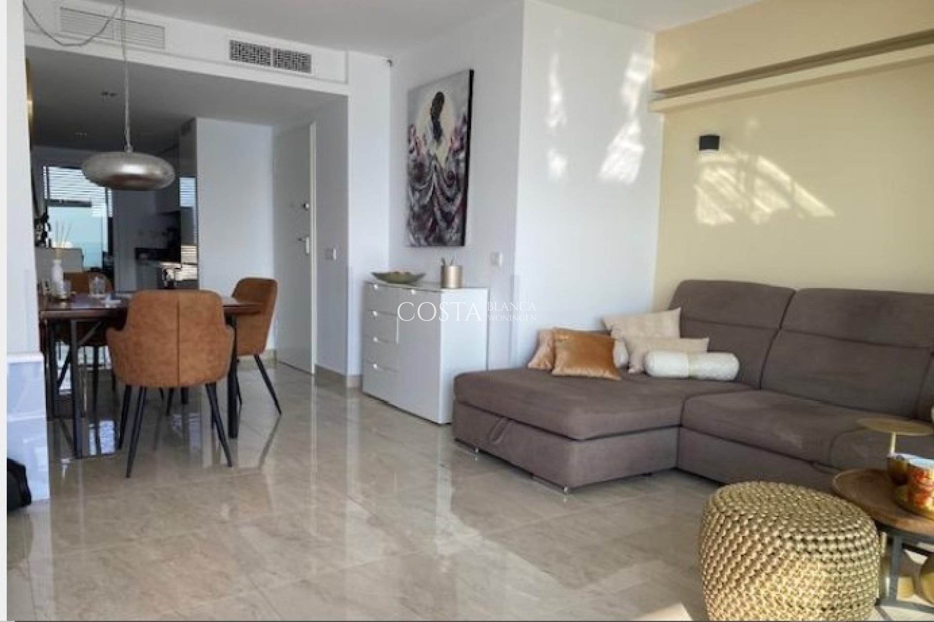 Odsprzedaż - Apartament -
Torrevieja* - Punta Prima*