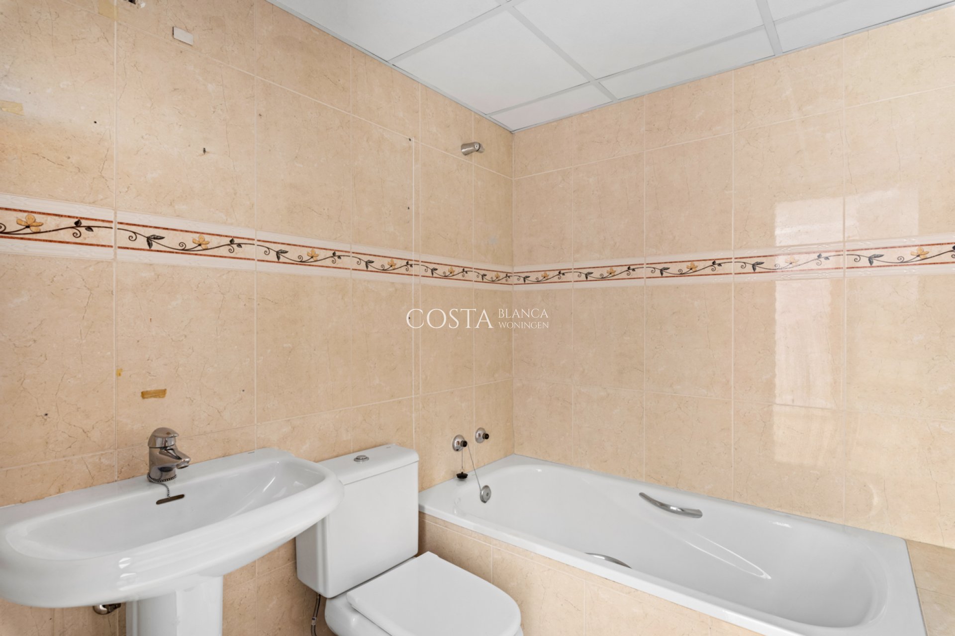 Resale - Apartment -
Altea