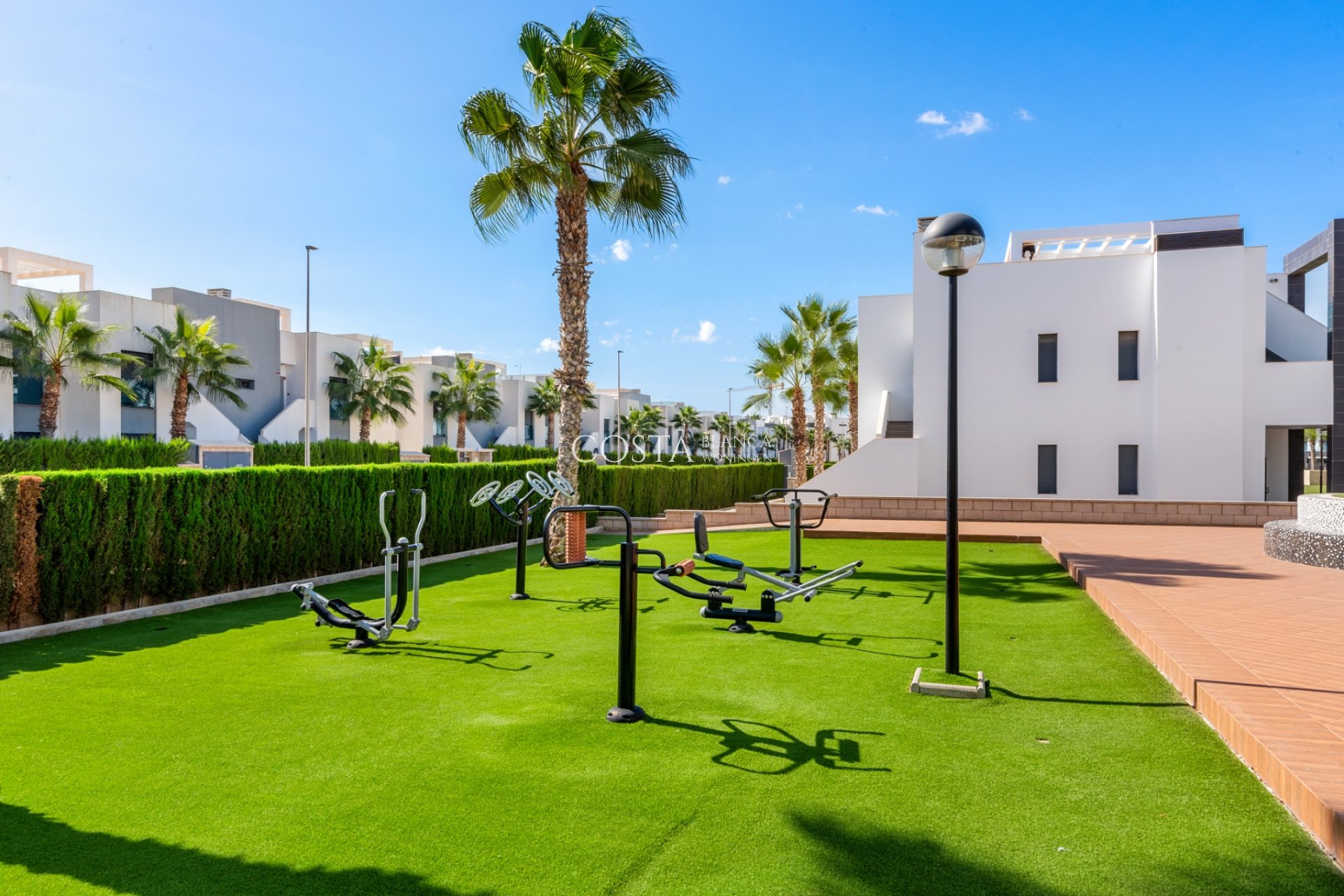 Resale - Apartment -
Guardamar del Segura - El Raso