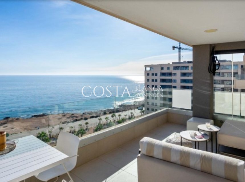 Resale - Apartment -
Torrevieja* - Punta Prima*