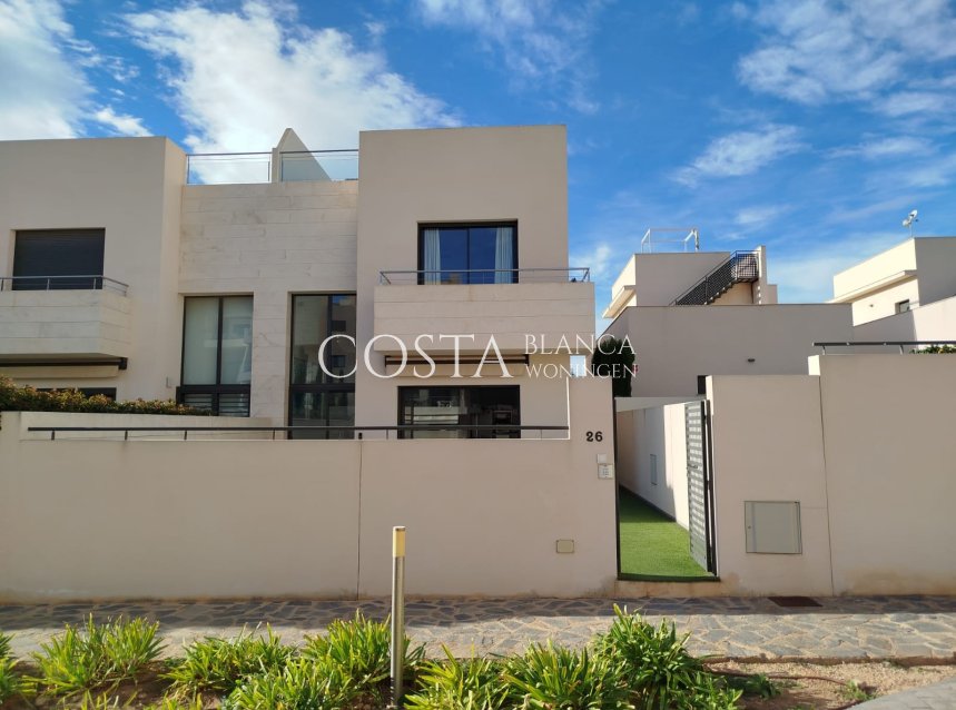 Resale - Villa -
Orihuela Costa - Los Dolses