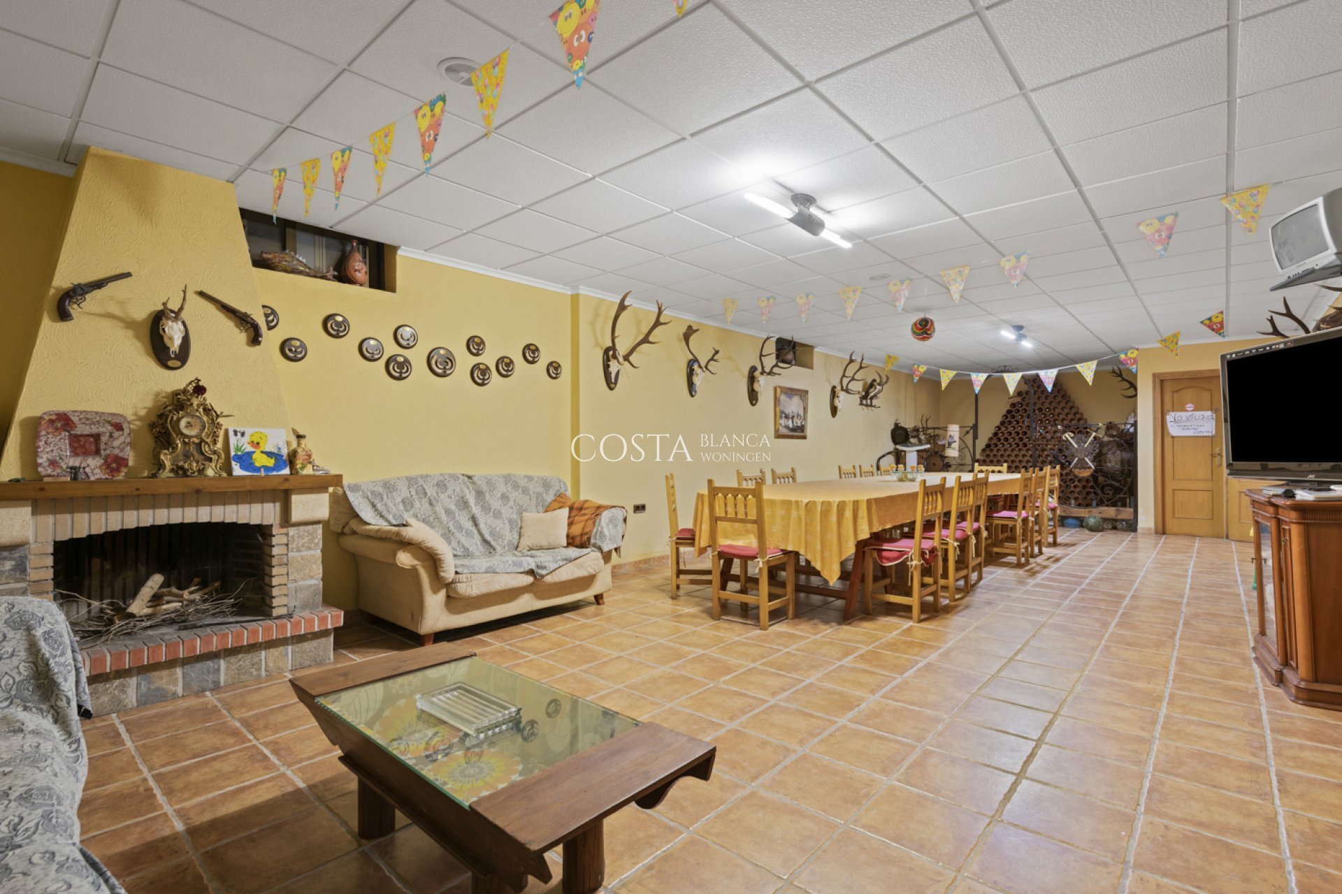 Resale - Villa -
Torrevieja