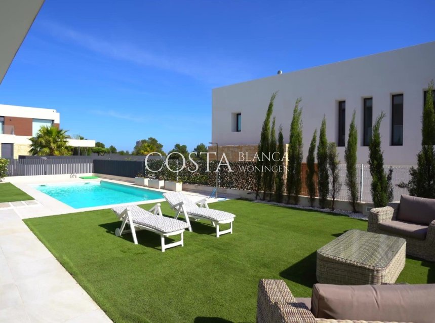 Revente - Villa -
Finestrat - Golf Bahía