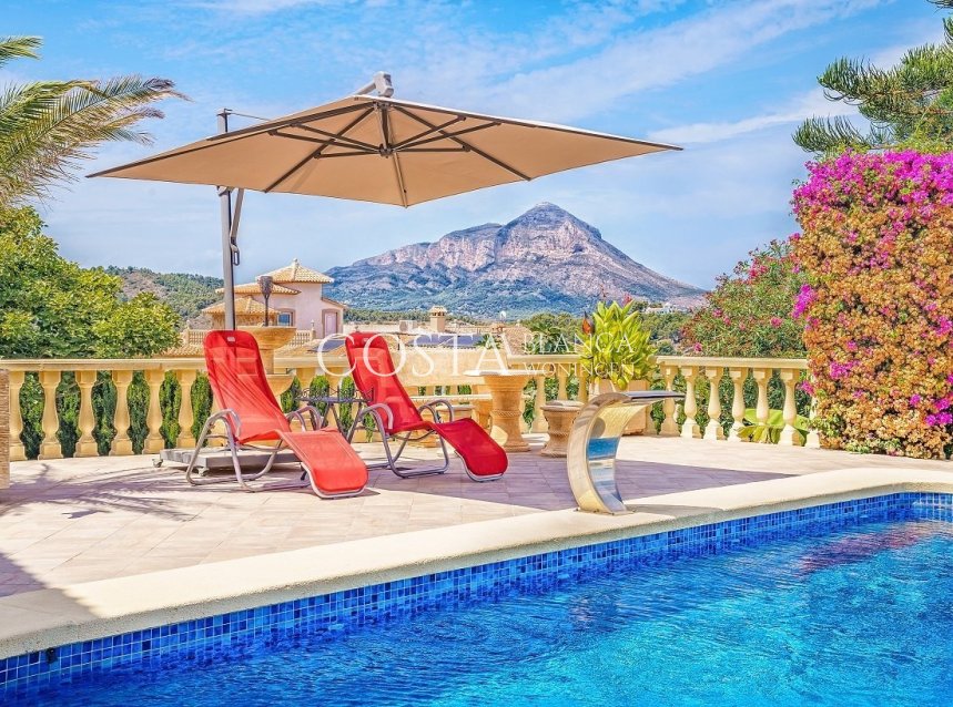 Revente - Villa -
Jávea - Montgó