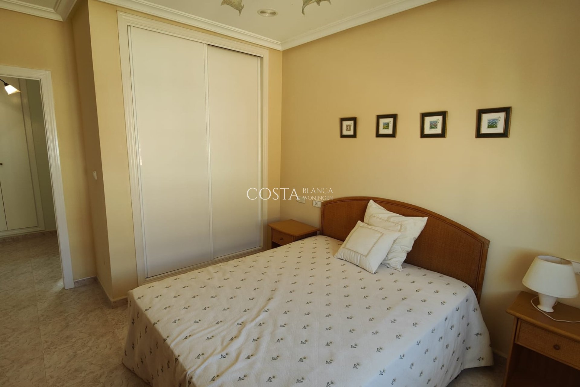 Revente - Villa -
Orihuela Costa - La Zenia