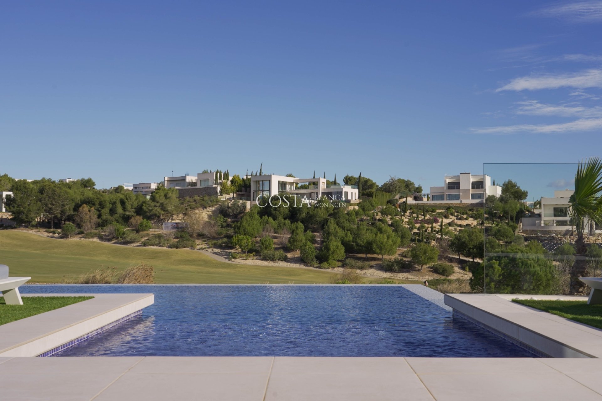 Revente - Villa -
Orihuela - Las Colinas Golf