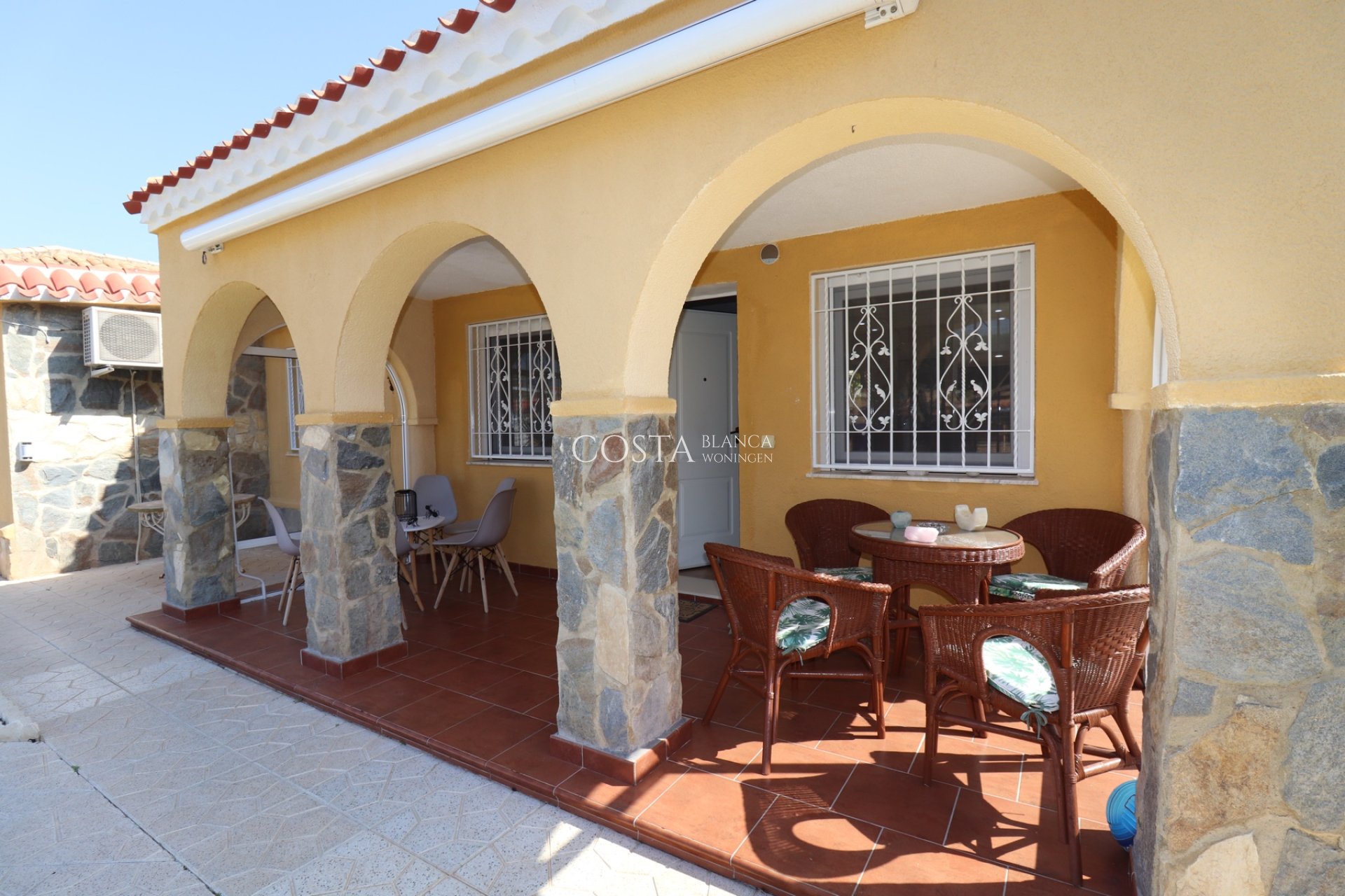 Revente - Villa -
Torrevieja - Chaparral