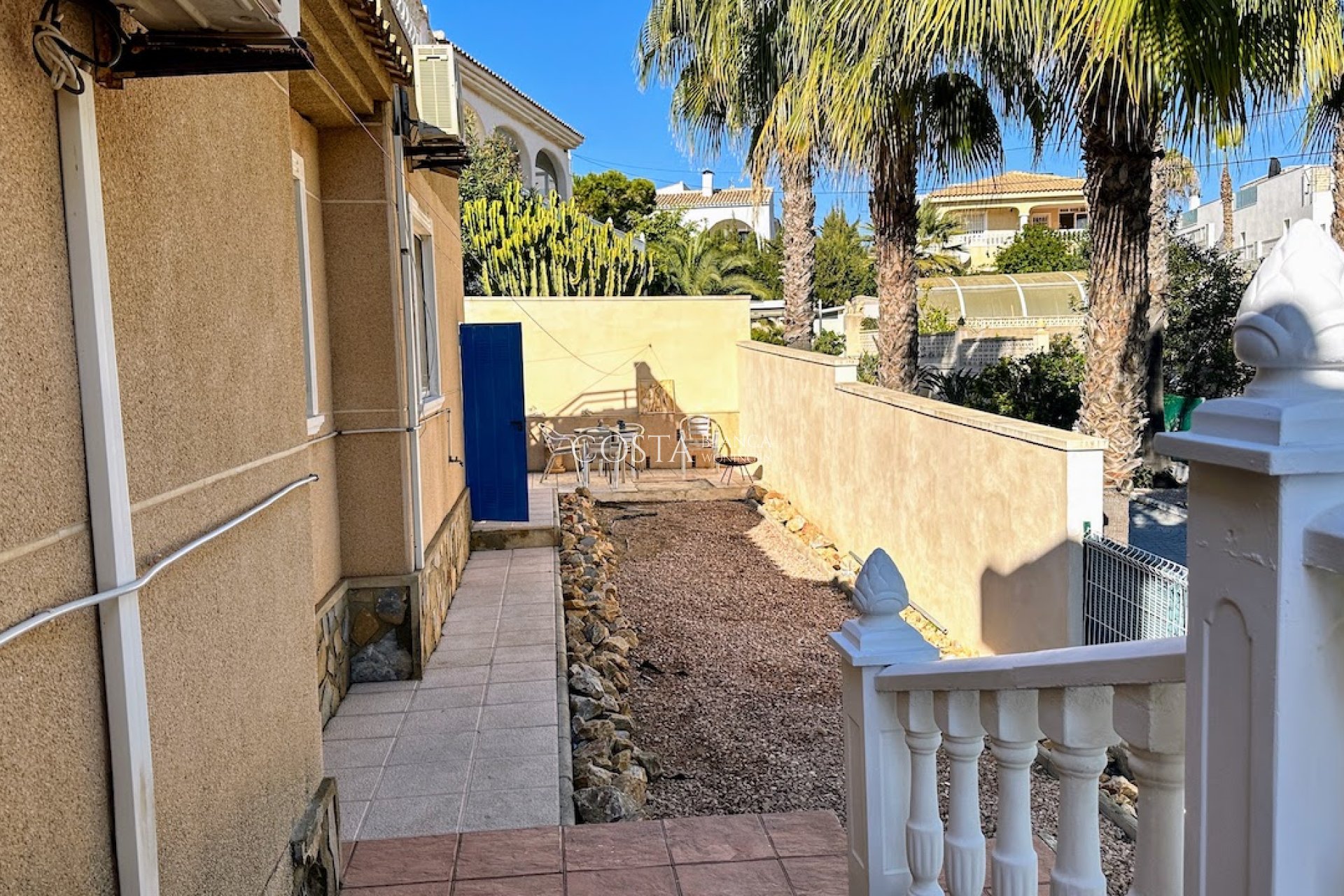 Revente - Villa -
Torrevieja - Los Balcones