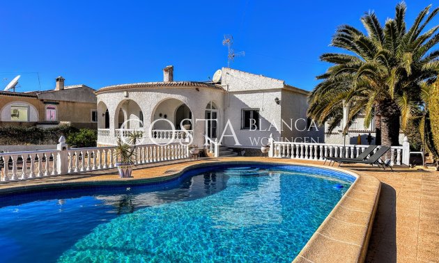 Villa - Resale - Torrevieja - El Chaparral