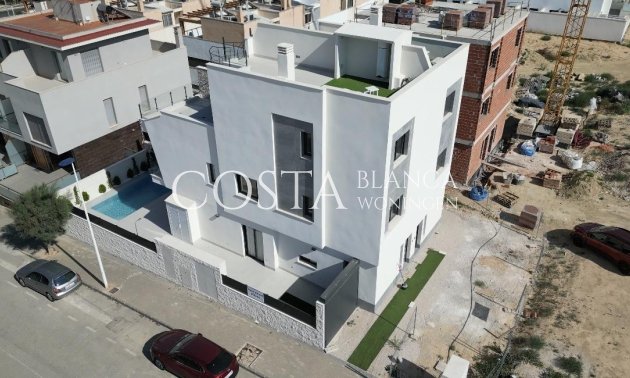 Nieuwbouw Woningen - Villa -
Guardamar del Segura - Guardamar Del Segura