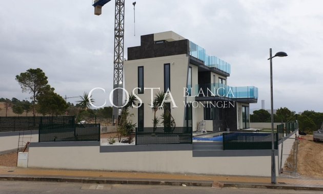 Nouvelle construction - Villa -
Finestrat