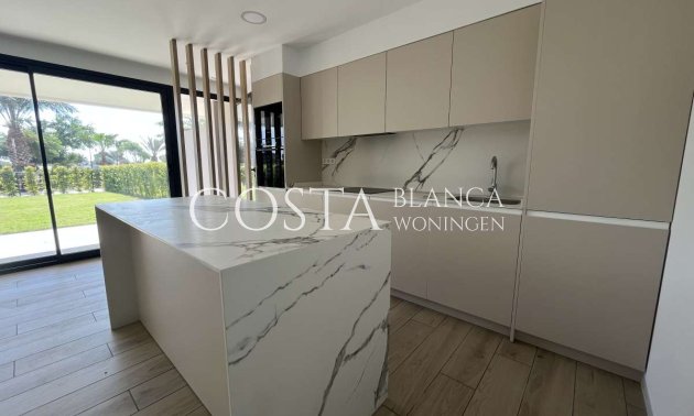 Resale - Apartment -
Santa Rosalia