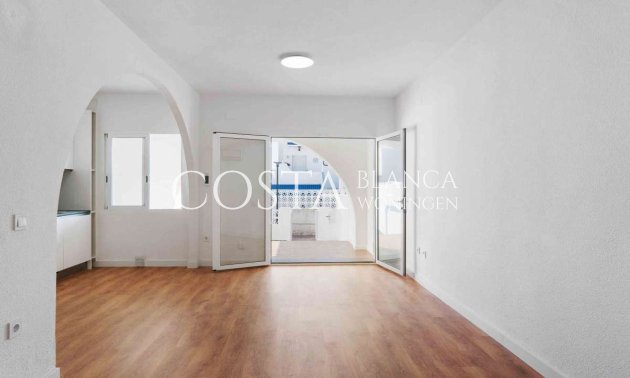 Resale - House -
Villamartín