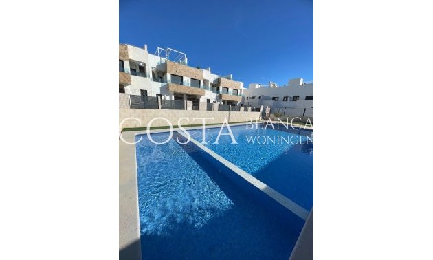 Resale - House -
Orihuela Costa - Villamartín