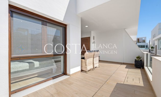 Odsprzedaż - Apartament -
Torrevieja - Los Balcones