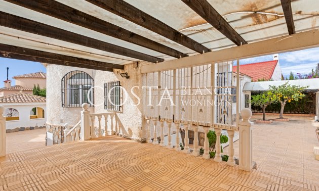 Resale - Villa -
Ciudad Quesada