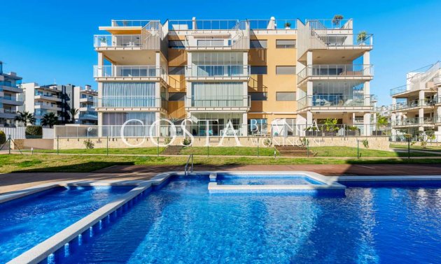 Resale - Apartment -
Villamartín