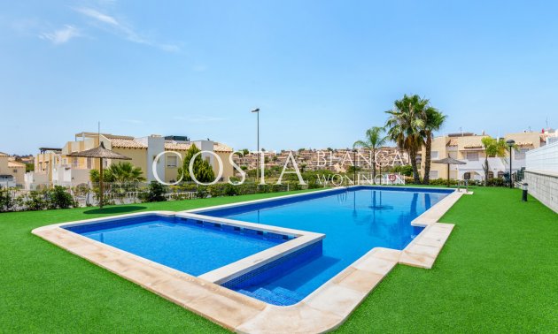 Odsprzedaż - Apartament -
Orihuela Costa - Villamartín