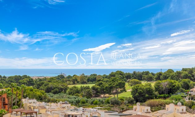 Odsprzedaż - Apartament -
Orihuela Costa - Villamartín