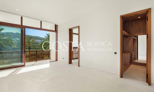 New Build - Villa -
Casares - Pedregales